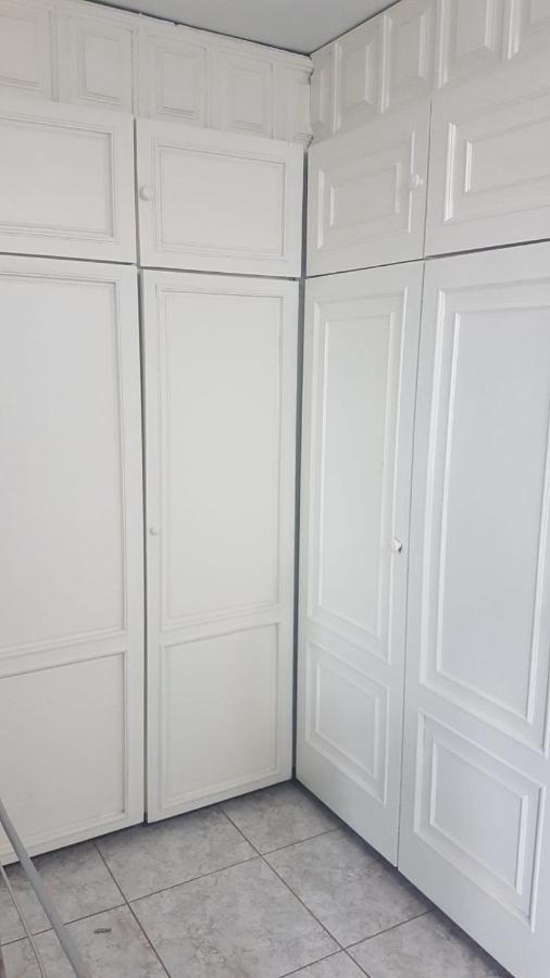 Primavera appartement tot 6 personen. Arona  Esterno foto
